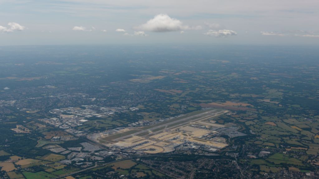 layover london gatwick
