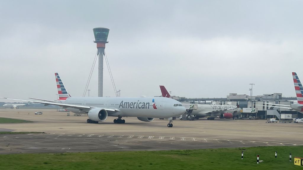 airlines avoiding russian airspace increased emissions